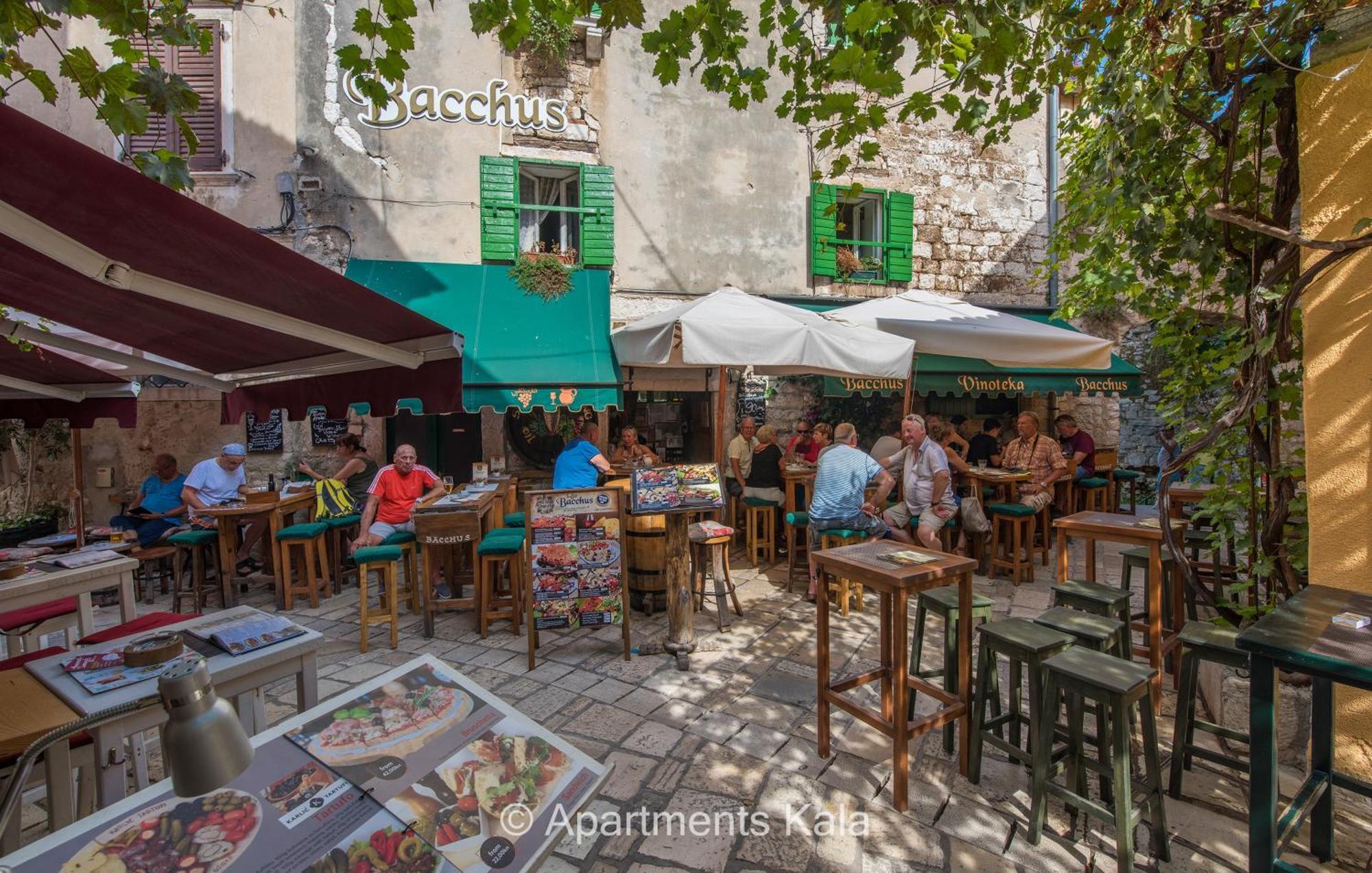 Kala Main Square Poreč Buitenkant foto
